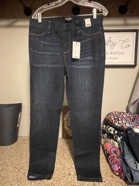 Judy Blue Skinny Jeggings, Mid Rise, NWT, Skinny Fit, Size 13/31